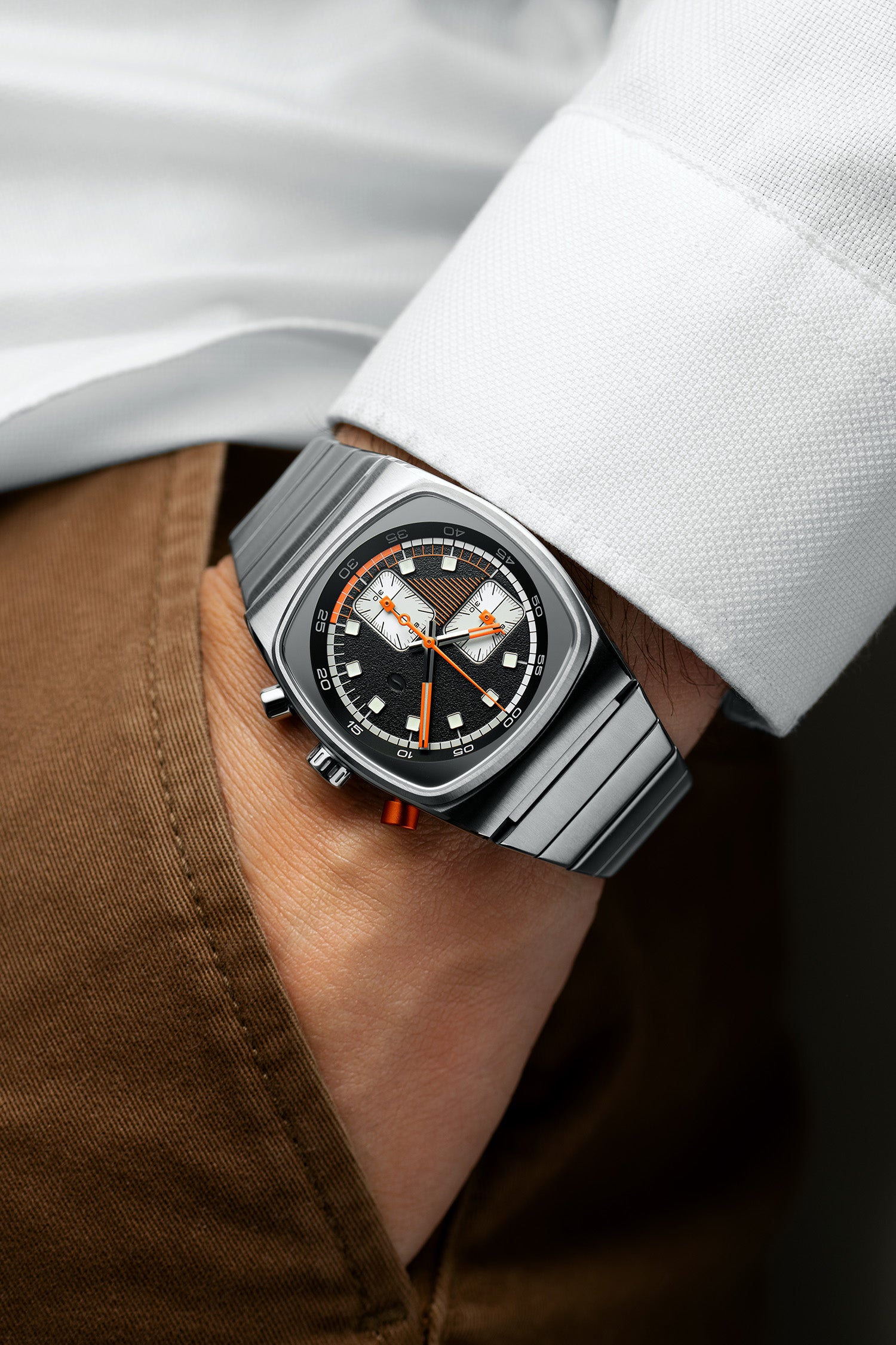 2024_NOV_-_BREW_METRIC_4_WRIST_POCKET_-_SD.jpg